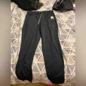 Hind pants new with tags